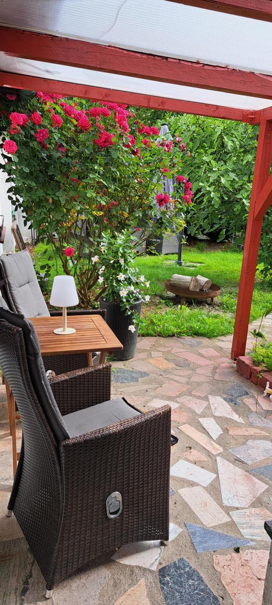 Bungalow An Der Tanne Mit Ueberdachter Terrasse Dusseldorf Exterior photo
